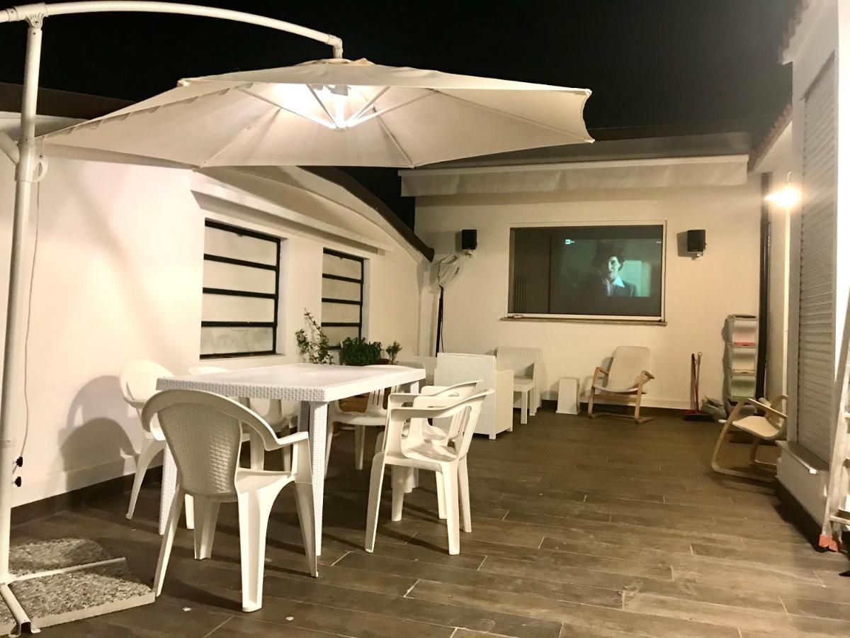 Stanza E Bagno Privato, Idromassaggio Con Extra Fee, In Appartamento Феррара Экстерьер фото